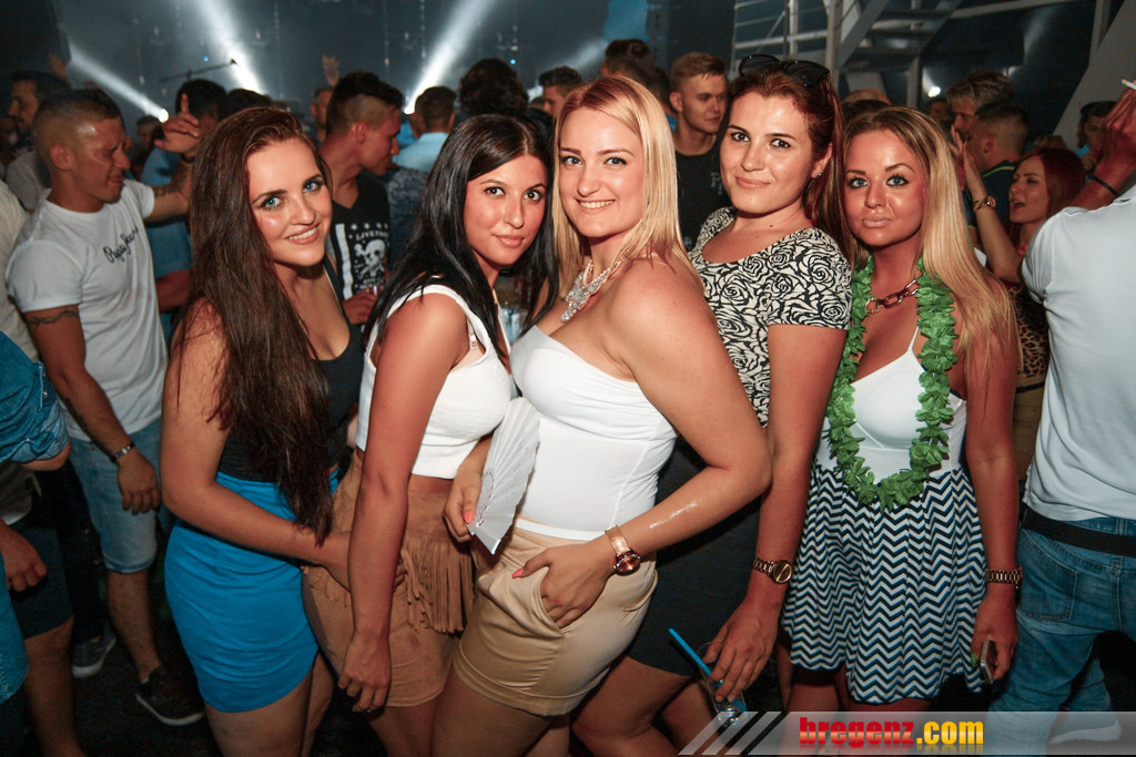 14060456.jpg