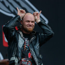 Five Finger Death Punch - nova rock 2015 - Florian Wieser - 009.jpg