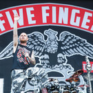 Five Finger Death Punch - nova rock 2015 - Florian Wieser - 014.jpg