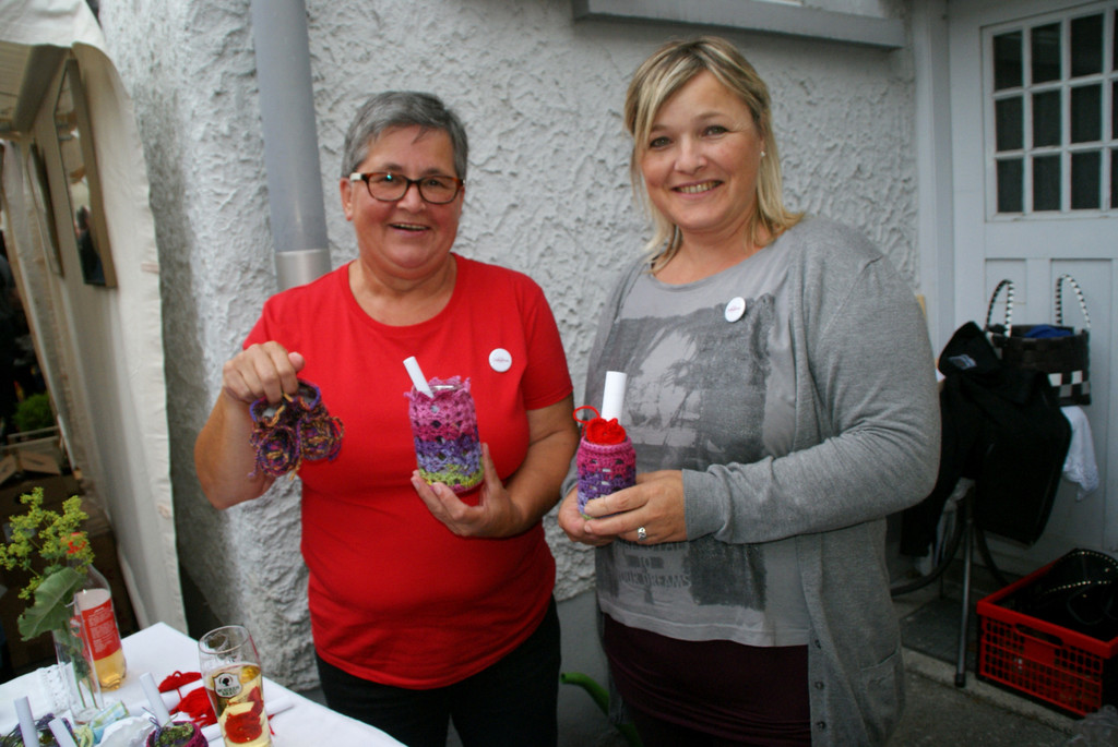 Marlene und Christine - die Herzdamen.JPG
