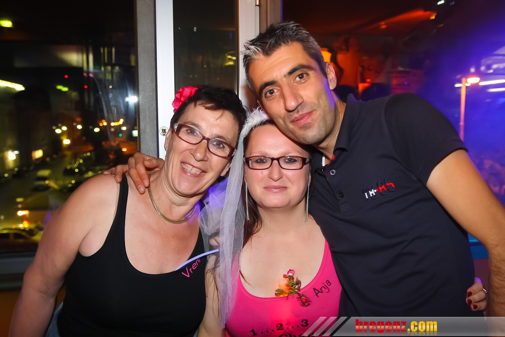 14068923.jpg