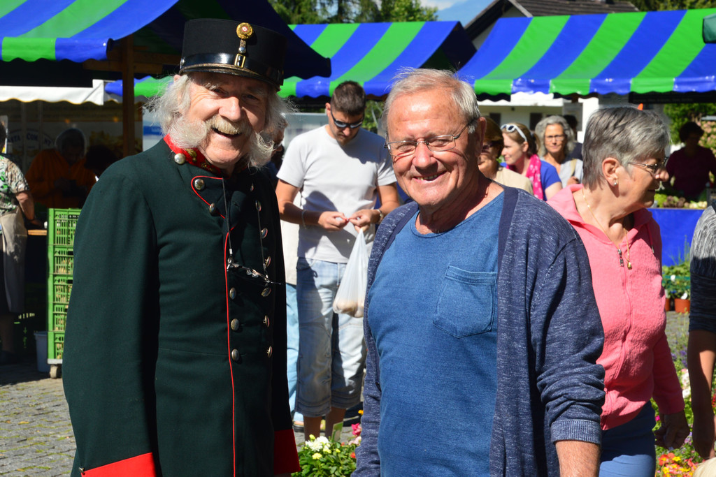 2_20150626_Usscheallar Hans Sturn erz__hlte am__sante Geschichten.JPG