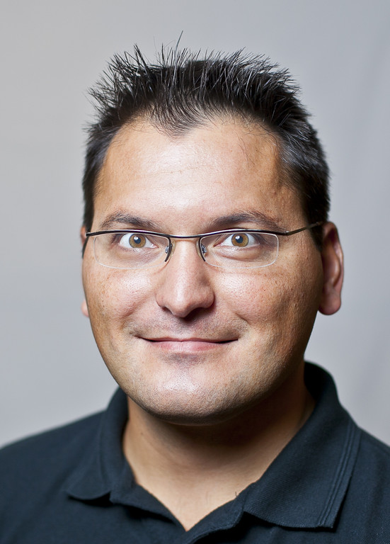 2011_portrait_jonny.jpg