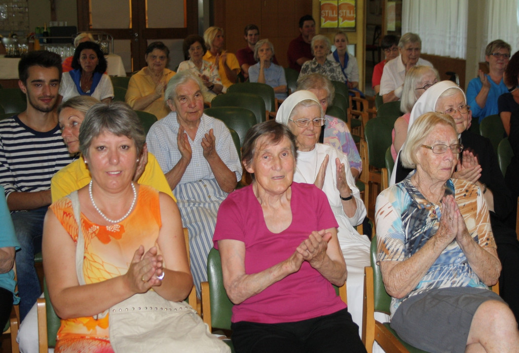 Jesuheim VERNISSAGE Montagsmalgruppe 2015 _4_.JPG