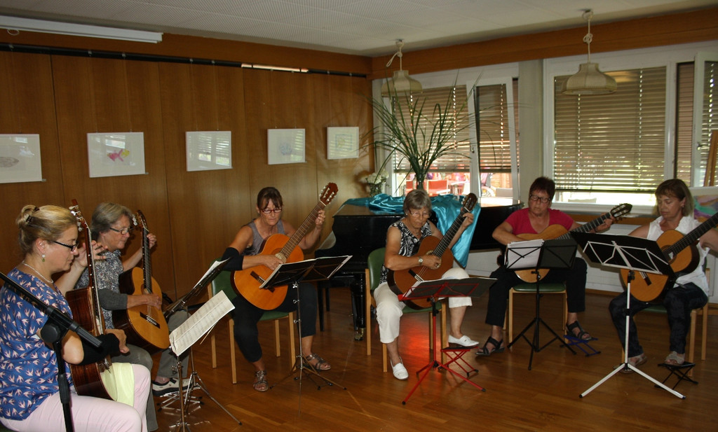 Jesuheim VERNISSAGE Montagsmalgruppe 2015 _30_.JPG