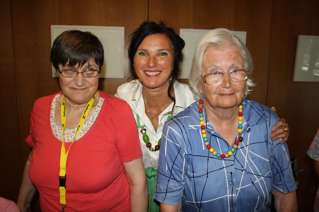 Jesuheim VERNISSAGE Montagsmalgruppe 2015 _14_.JPG