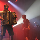 14074041.jpg