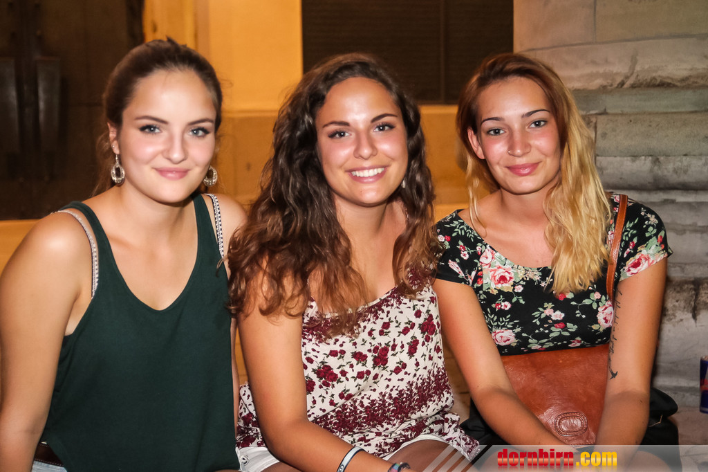 14073520.jpg