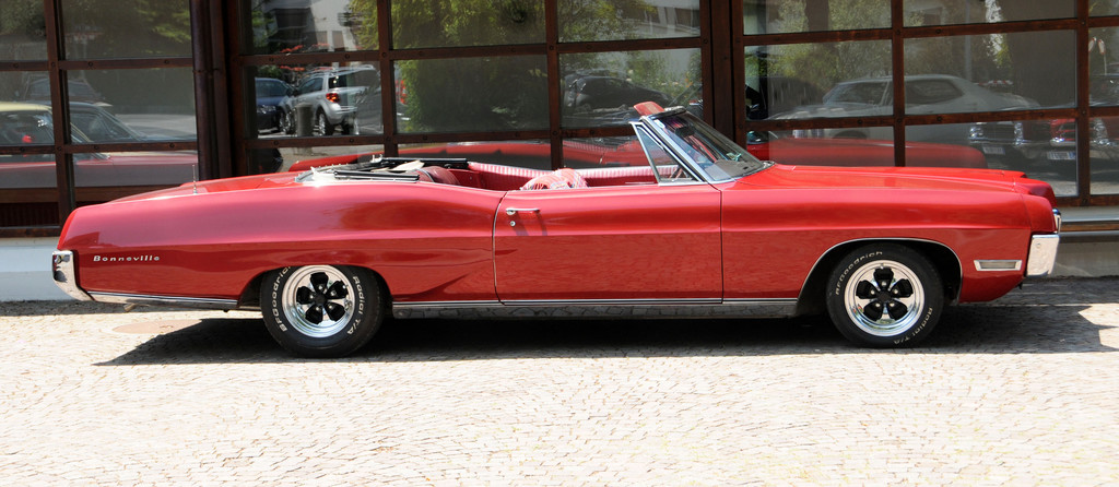 Oldtimer Fu__ach Pontiac Bonneville 87.jpg