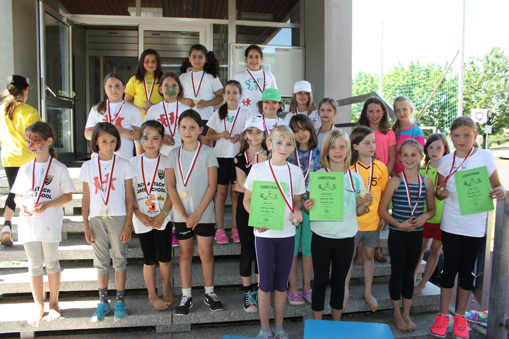 Volksschule Sportfest C Siegerehrung 26-06-2015 _13_.JPG