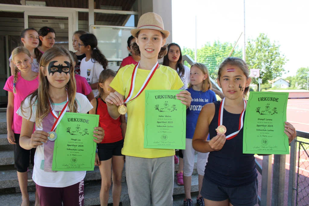 Volksschule Sportfest C Siegerehrung 26-06-2015 _16_.JPG