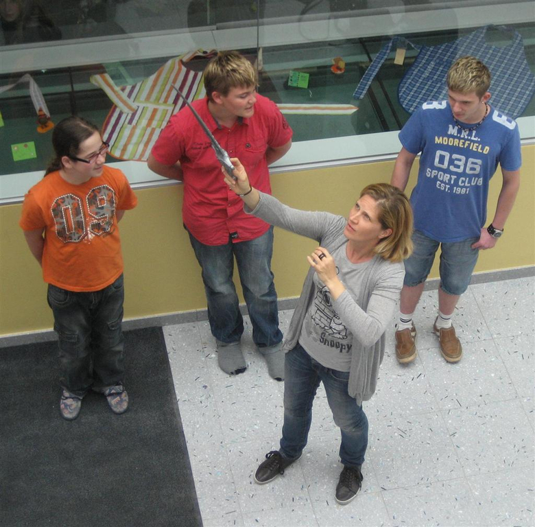 vor 01 _Large__JPG-1274978575