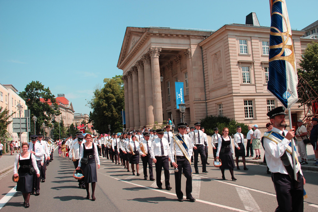 Festumzug beim H__tesfest in Meiningen.jpg