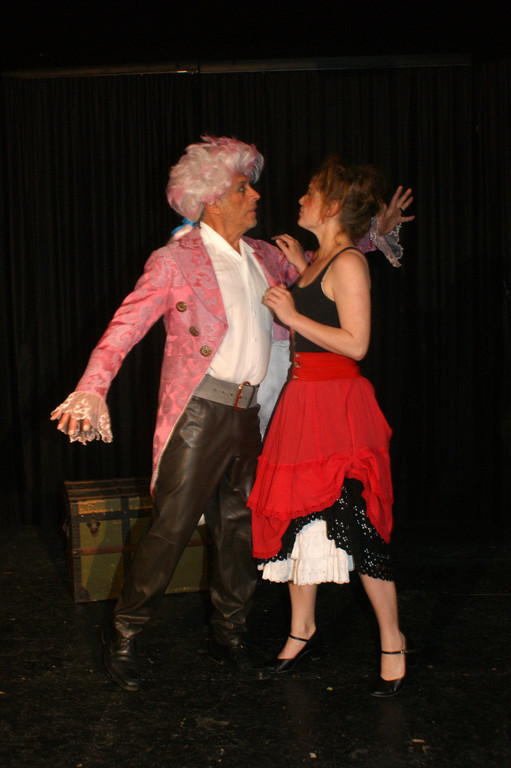 93 Graf Almaviva und Susanne.jpg