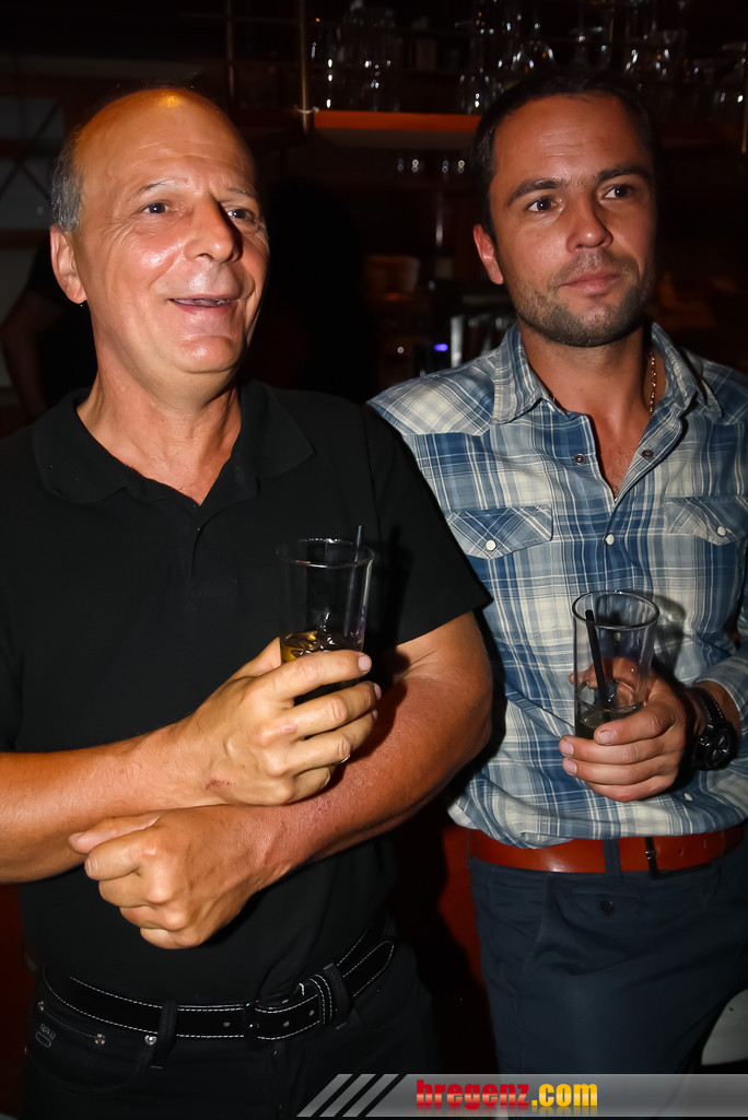 14076579.jpg