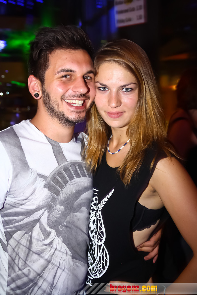 14076603.jpg