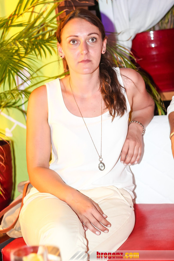 14076937.jpg