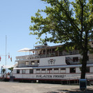 Frühschoppen mit dem Musikverein auf der „Alten Fähre“ im Lochauer Hafen