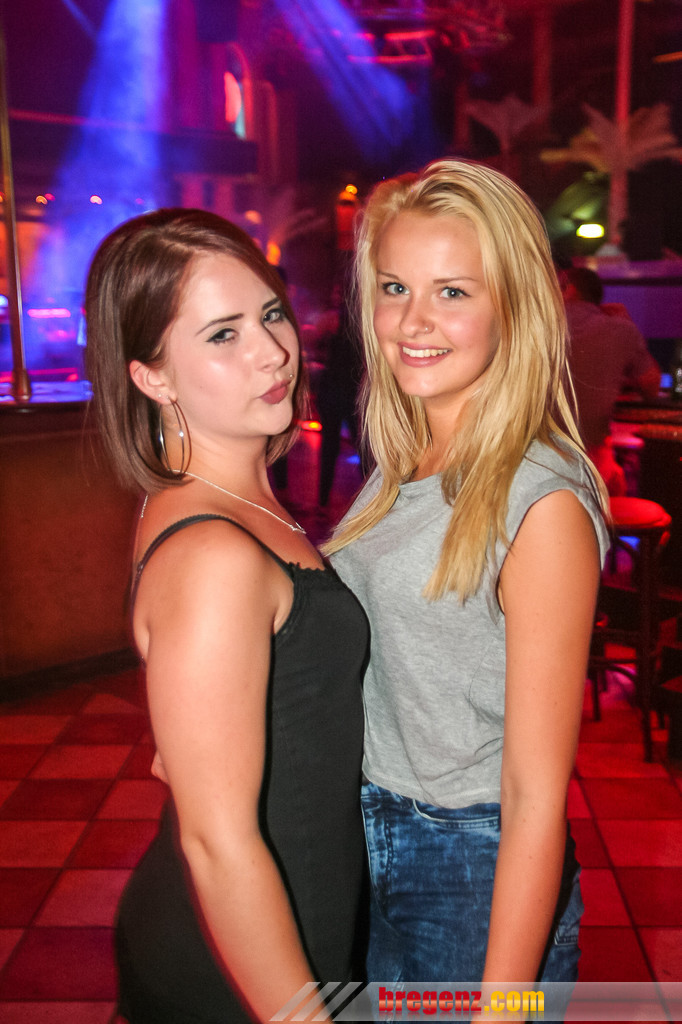 14077782.jpg