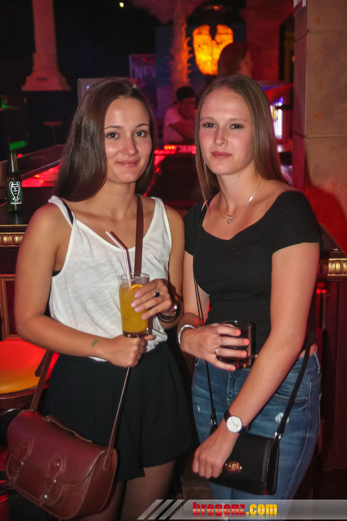 14077780.jpg