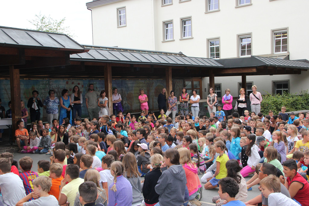 Lotsen13 Schulhof.jpg