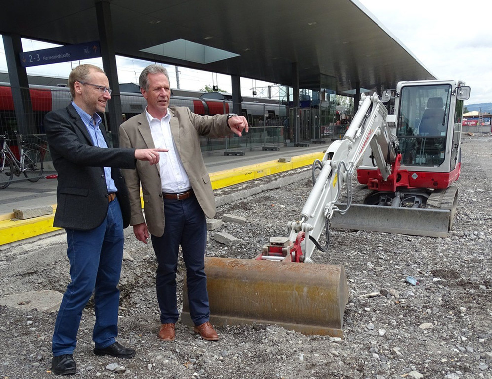Bahnhof2b.jpg