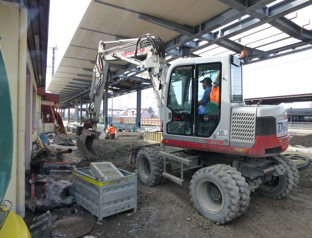 Bahnhof 20__13-03c.jpg