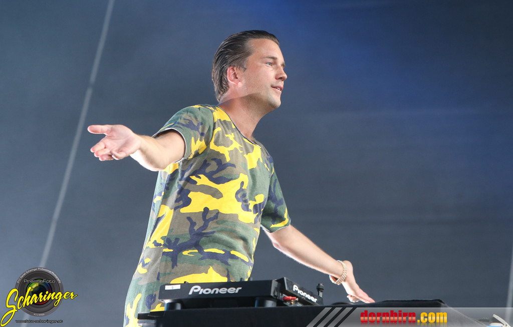 14079514.jpg