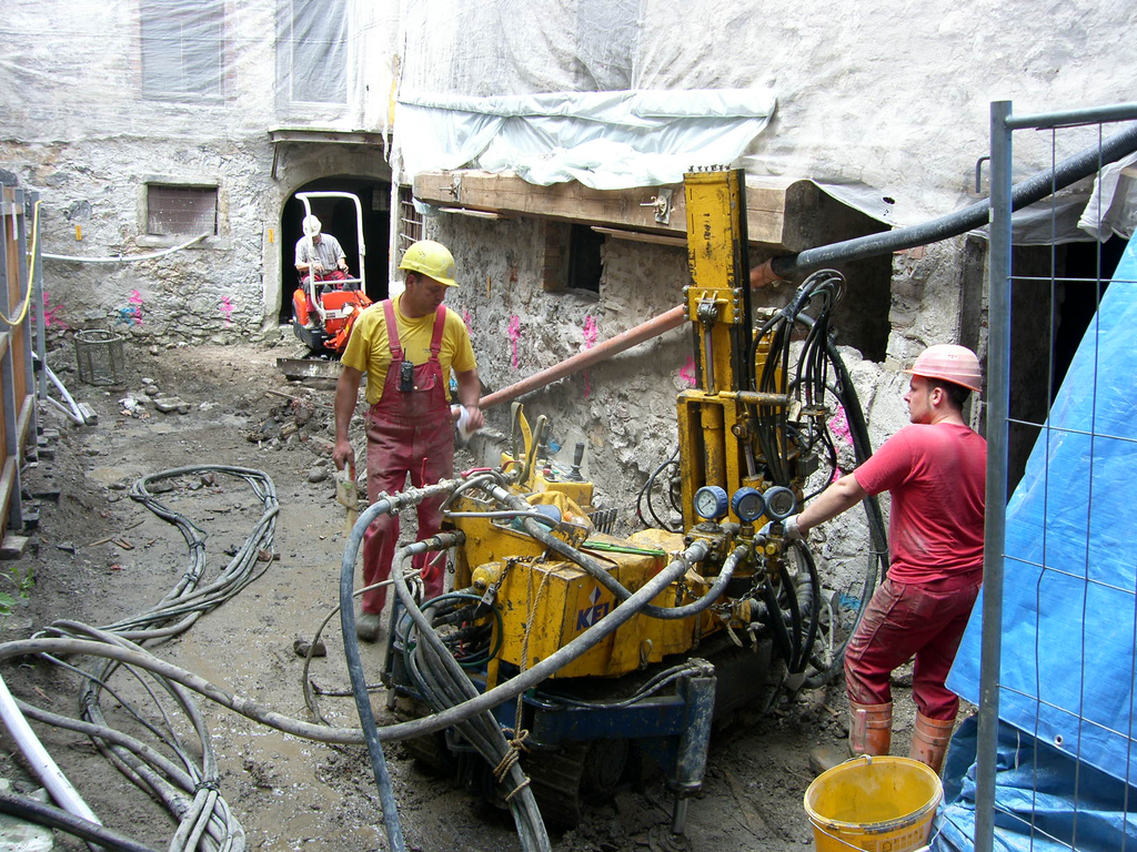 11_JPG-1275052302