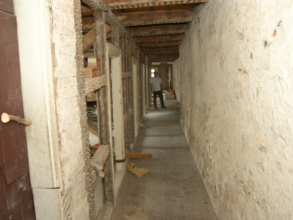 29_JPG-1275052501