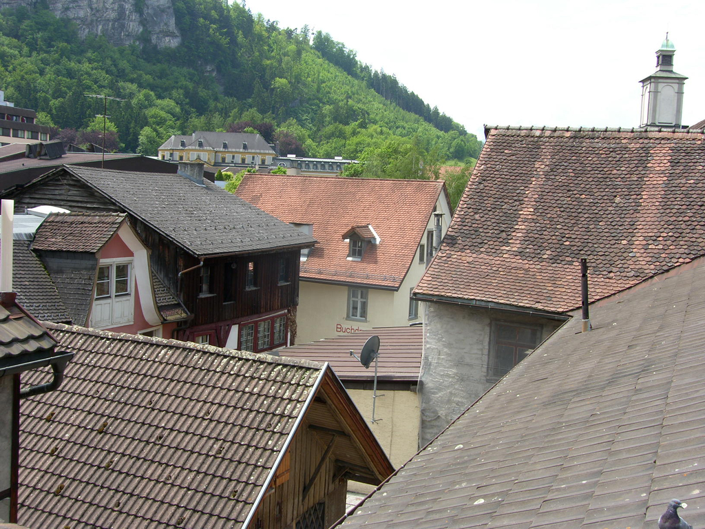36_JPG-1275052547