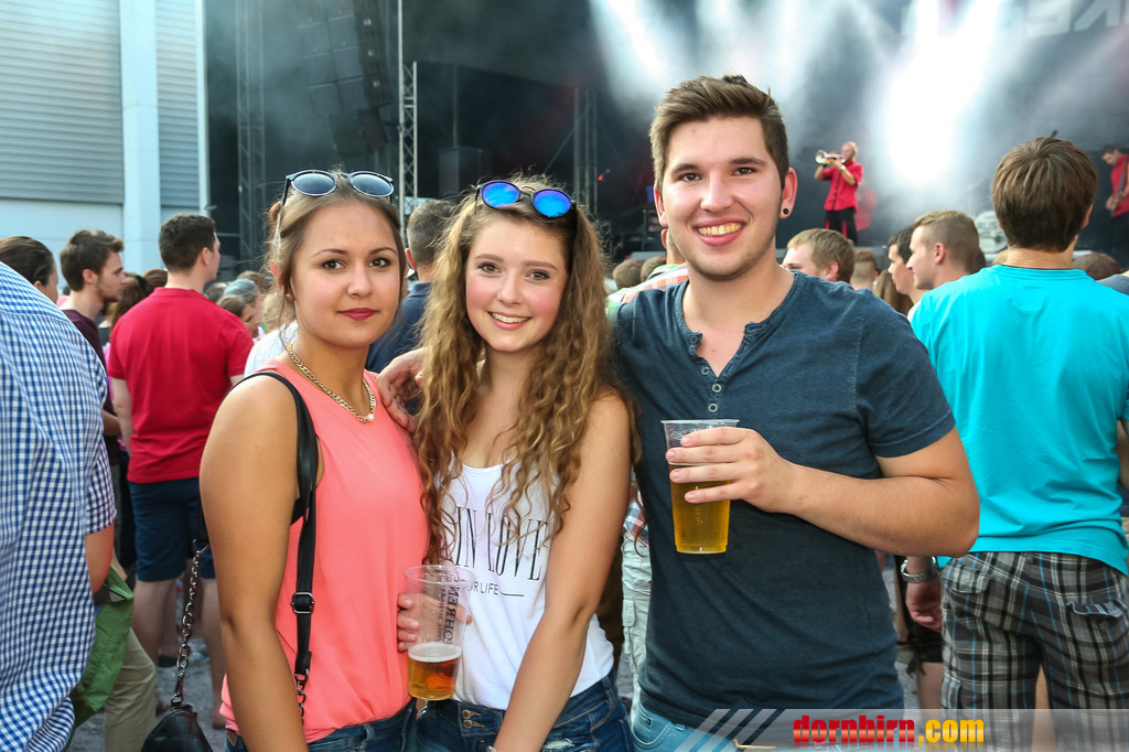 14081661.jpg