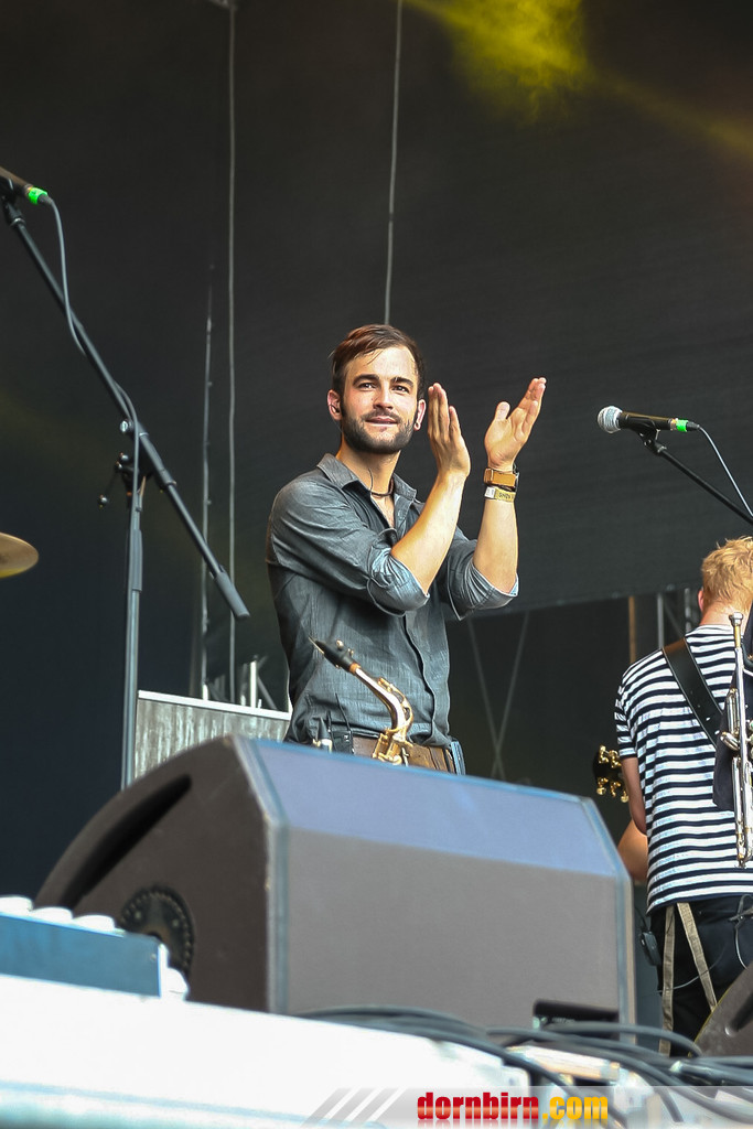 14081642.jpg