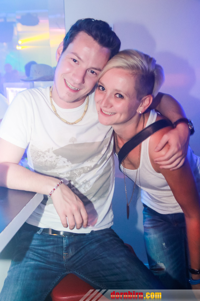 14081595.jpg
