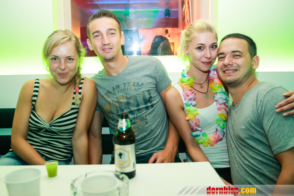 14081589.jpg