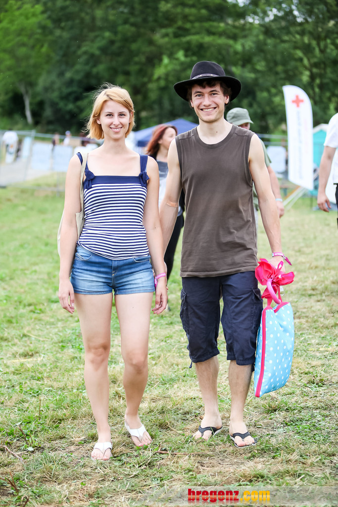 14082532.jpg