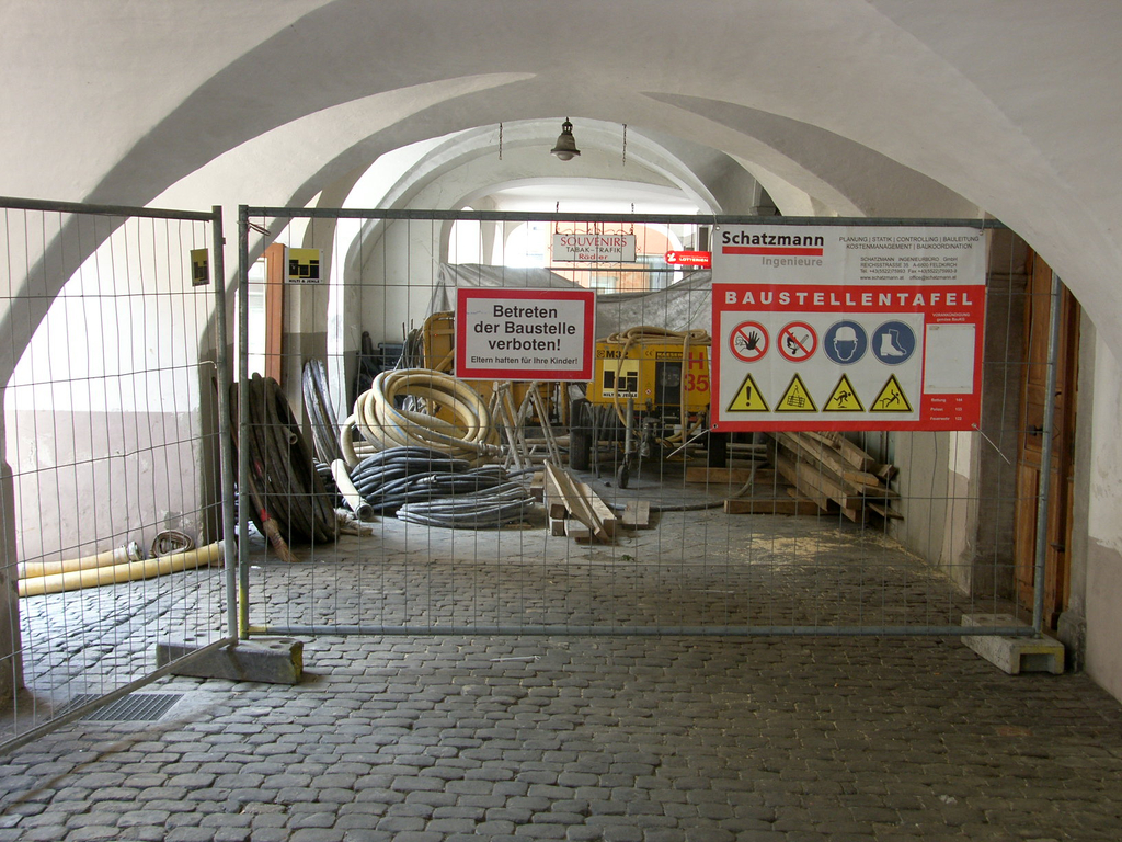 03_JPG-1275114030