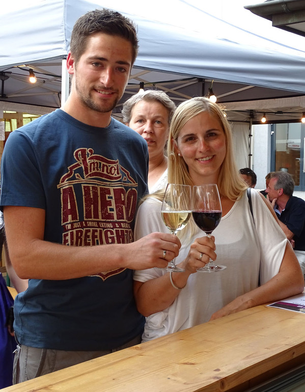 Weinfest3 Christina_ Thomas.jpg