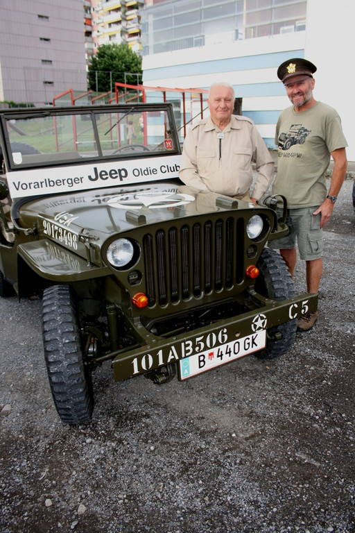 MV DORFFEST Jahrg__nger und Jeepclub 25-07-2015 _31_.JPG