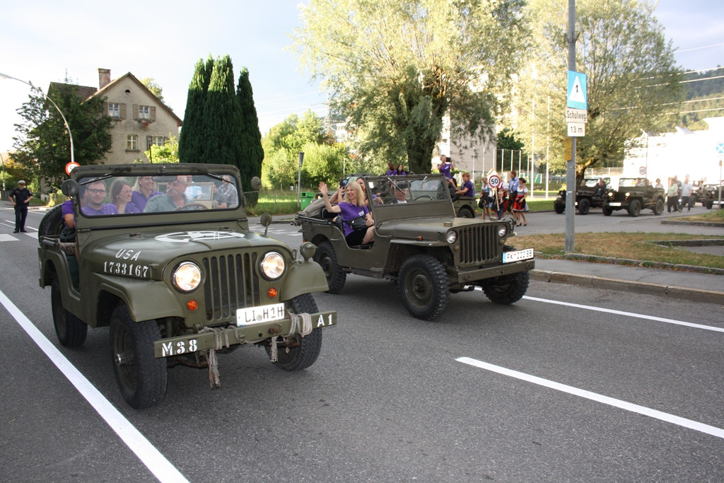 MV DORFFEST Jahrg__nger und Jeepclub 25-07-2015 _2_.JPG
