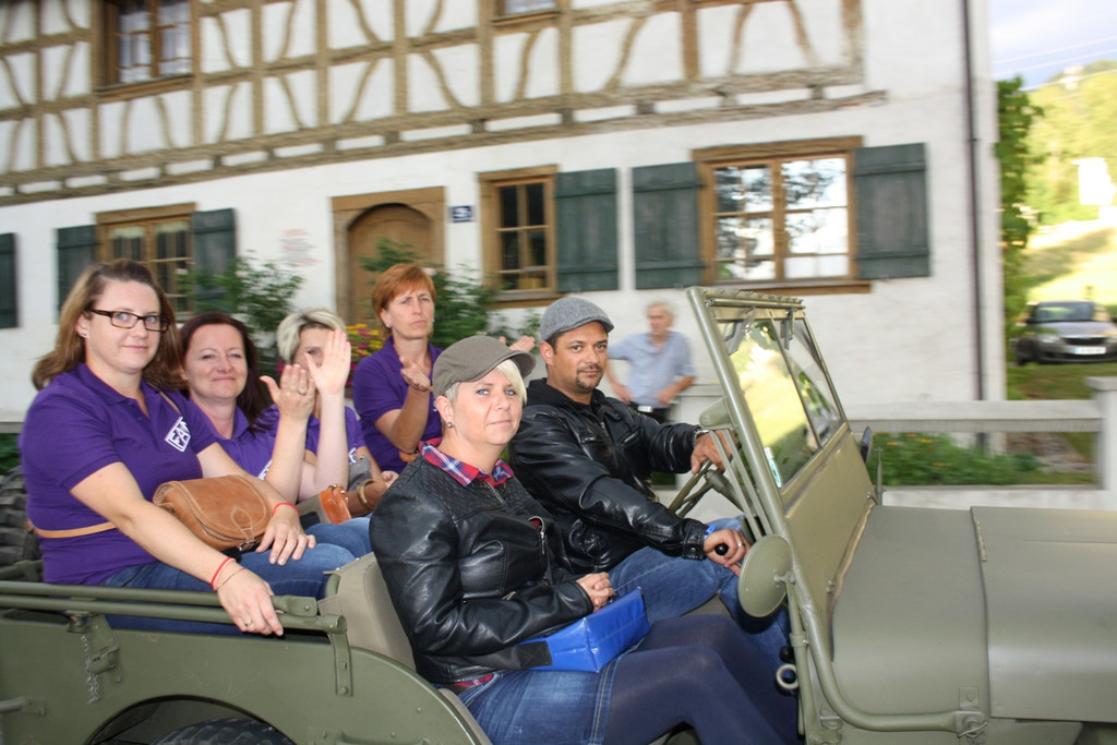 MV DORFFEST Jahrg__nger und Jeepclub 25-07-2015 _8_.JPG