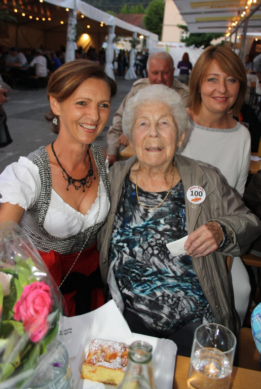 MV DORFFEST Jahrg__nger und Jeepclub 25-07-2015 _27_.JPG