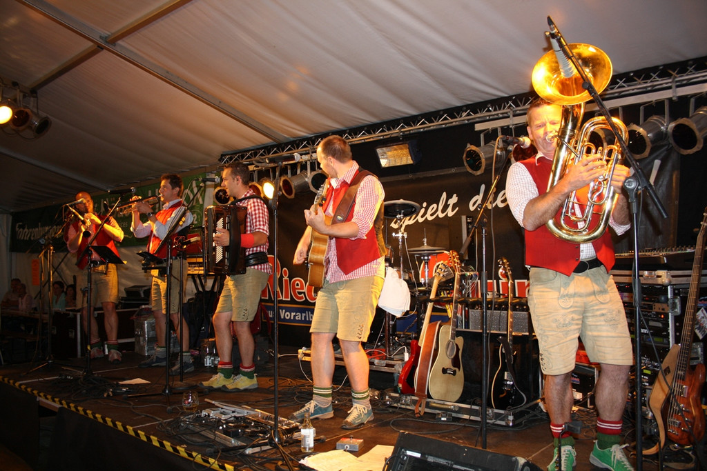 Musikverein _DORFFEST Samstag 25-07-2015 _36_.JPG