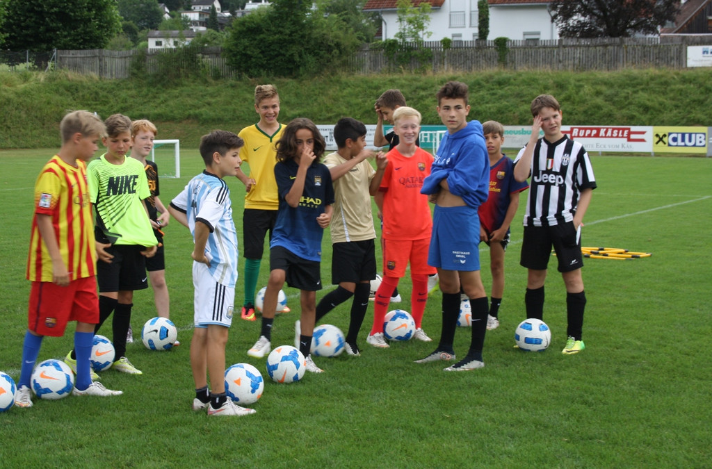 Fu__ball Nachwuchs CAMP SVL 2015 _5_.JPG