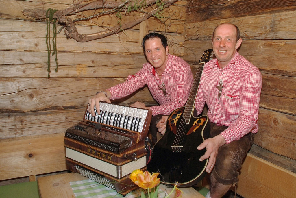 pressefoto_alpenboys_neu.jpg