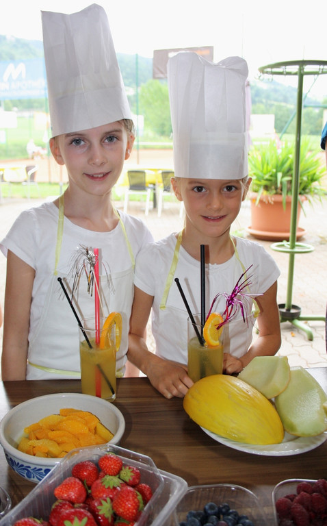 Ferien KOCHEN MIT BRUNO Tennisplatz 2015 _4_.JPG