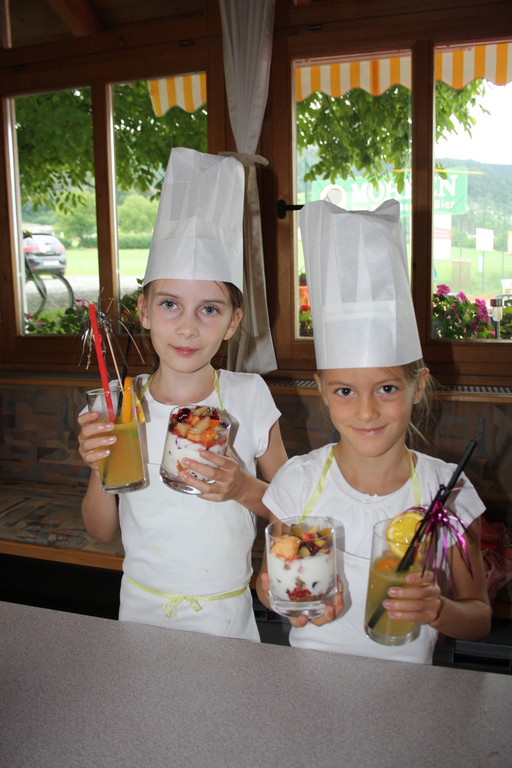 Ferien KOCHEN MIT BRUNO Tennisplatz 2015 _13_.JPG