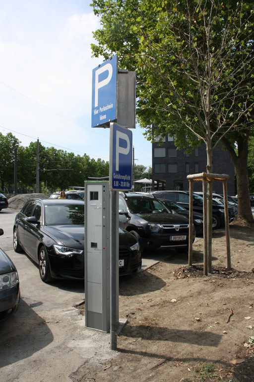 Parkplatz STELLWERK vor in Betriebnahme 2015 _2_.JPG