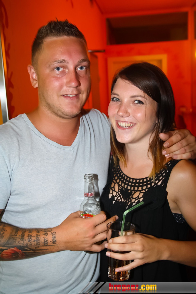 14091483.jpg