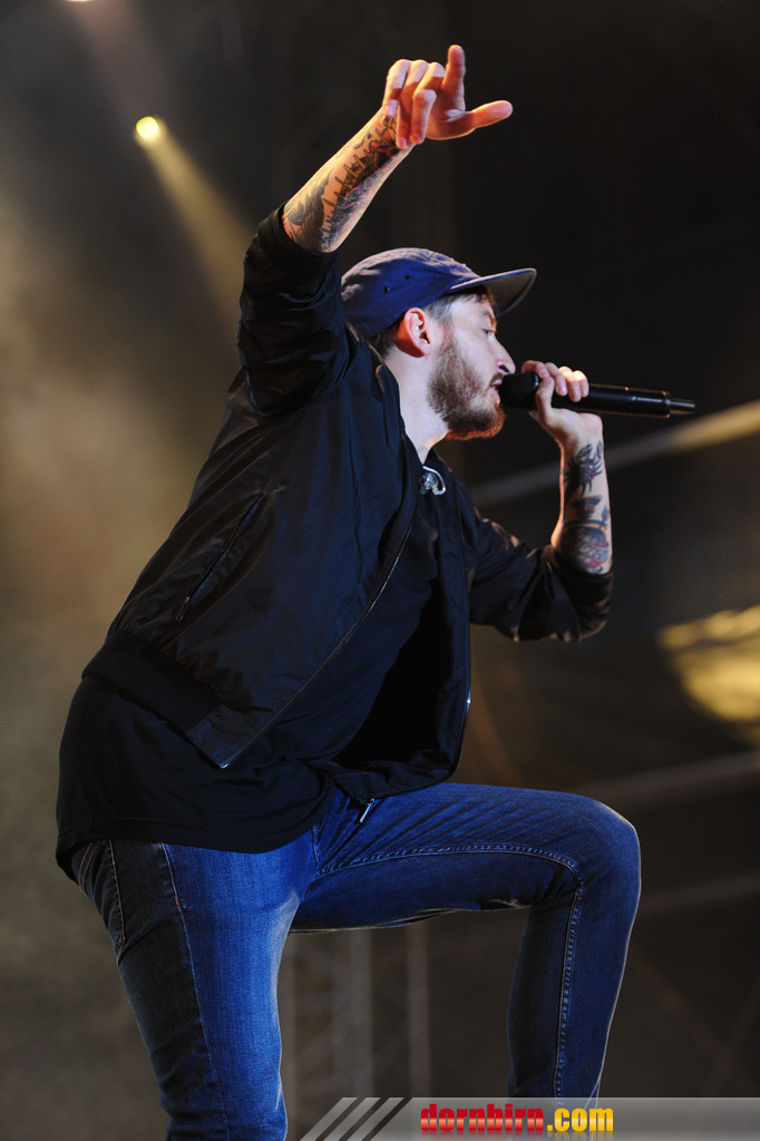 14091407.jpg